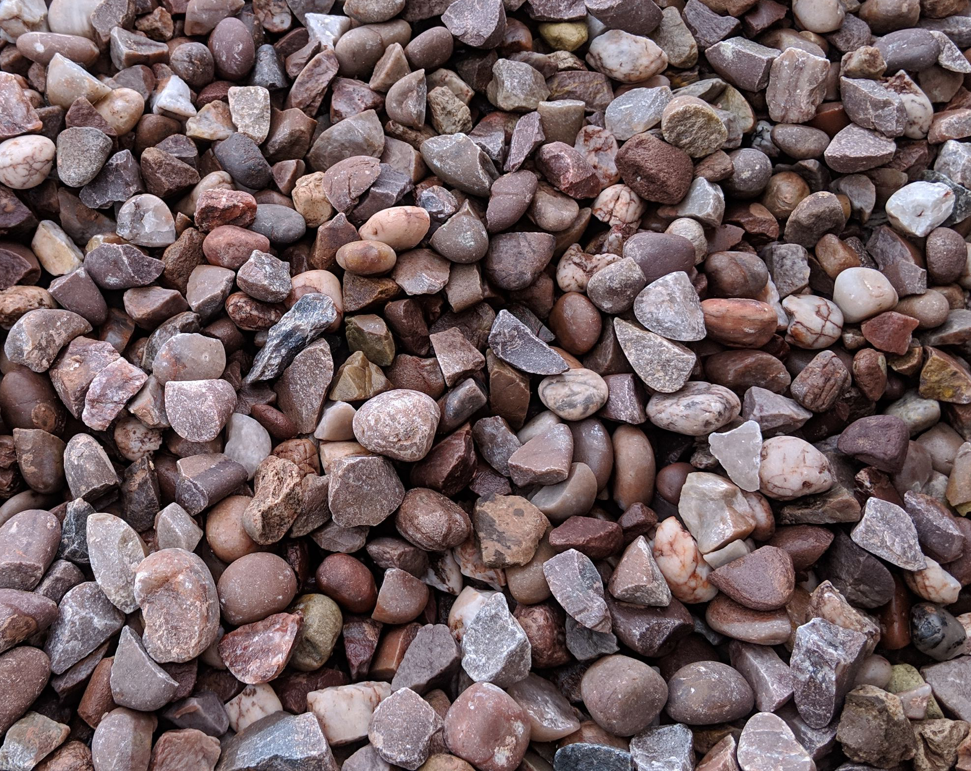20mm Staffordshire Pink Gravel  | S251452