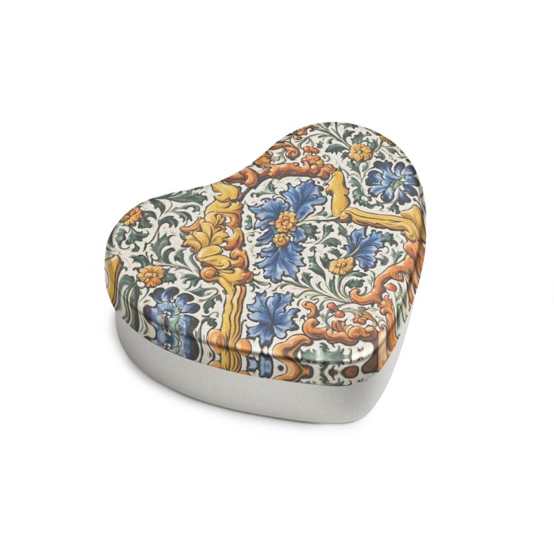 Heart Tin | Majolica Theme | S24505 - Heart Tin | Majolica Theme | S24505 - Sisuverse