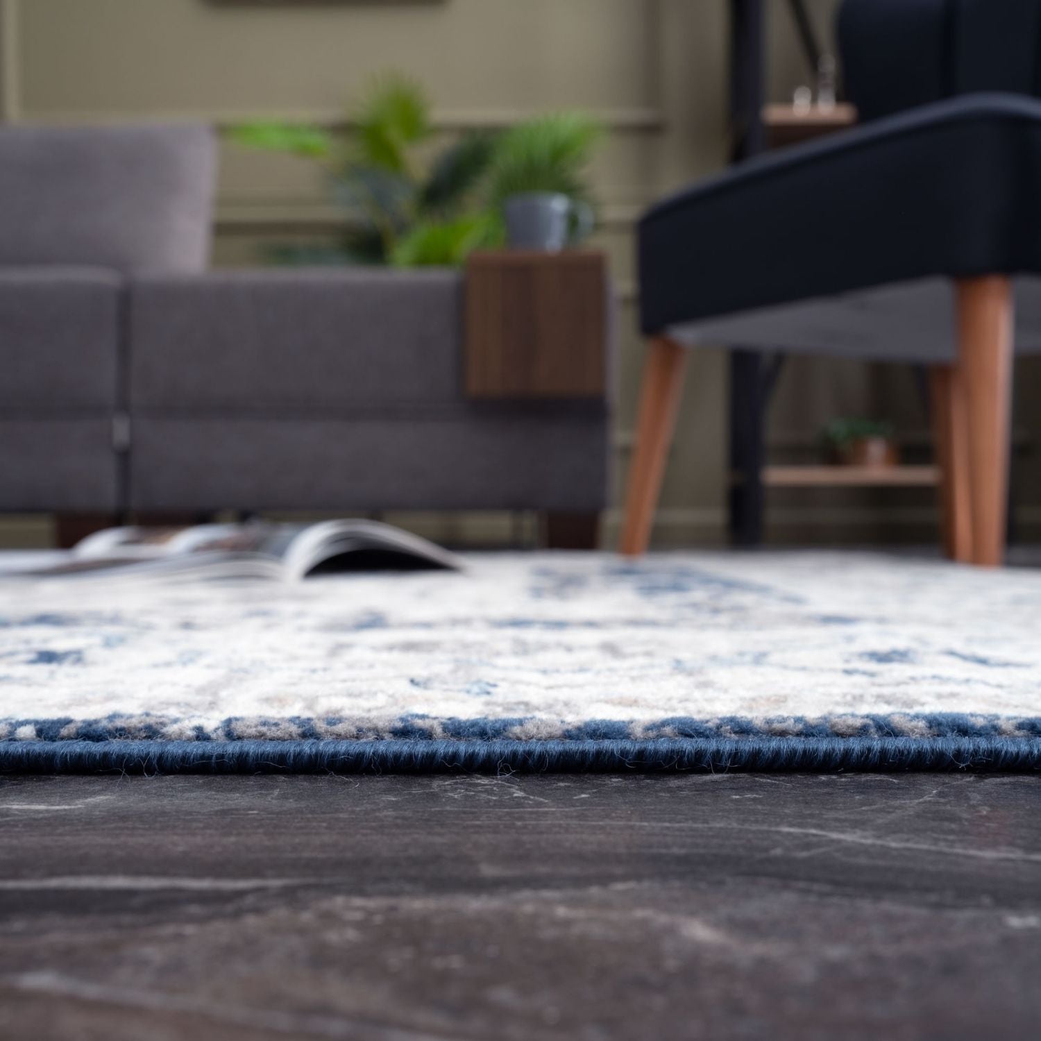 Montana Vintage Navy Rugs | 4040