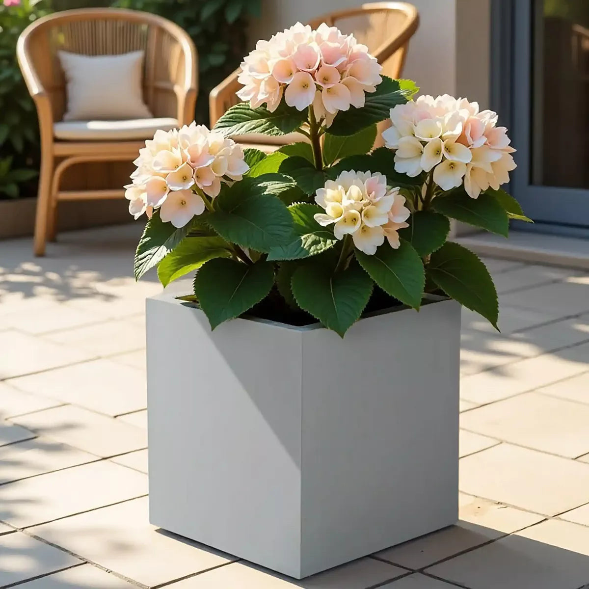 IDEALIST Lite Contemporary Flower Box  | S25351 | Square Garden Planter, Faux Lead Light Concrete Outdoor Large Plant Pot H60 L60 W60 cm, 195L