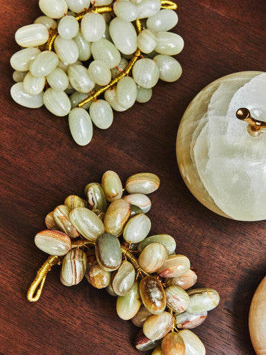 Oleena Onyx Decorative Apple