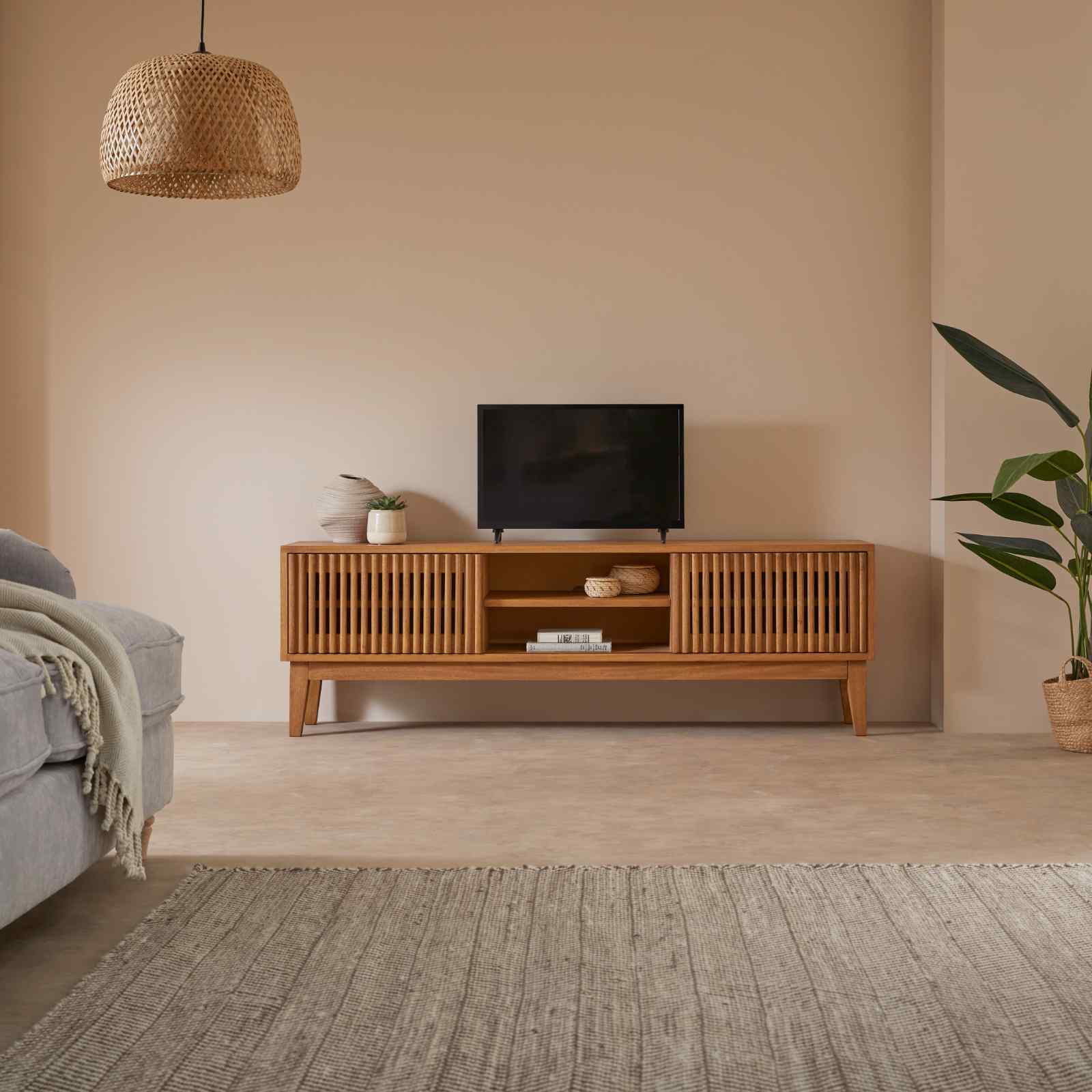 Melia Media Unit with Sliding Doors | S251363