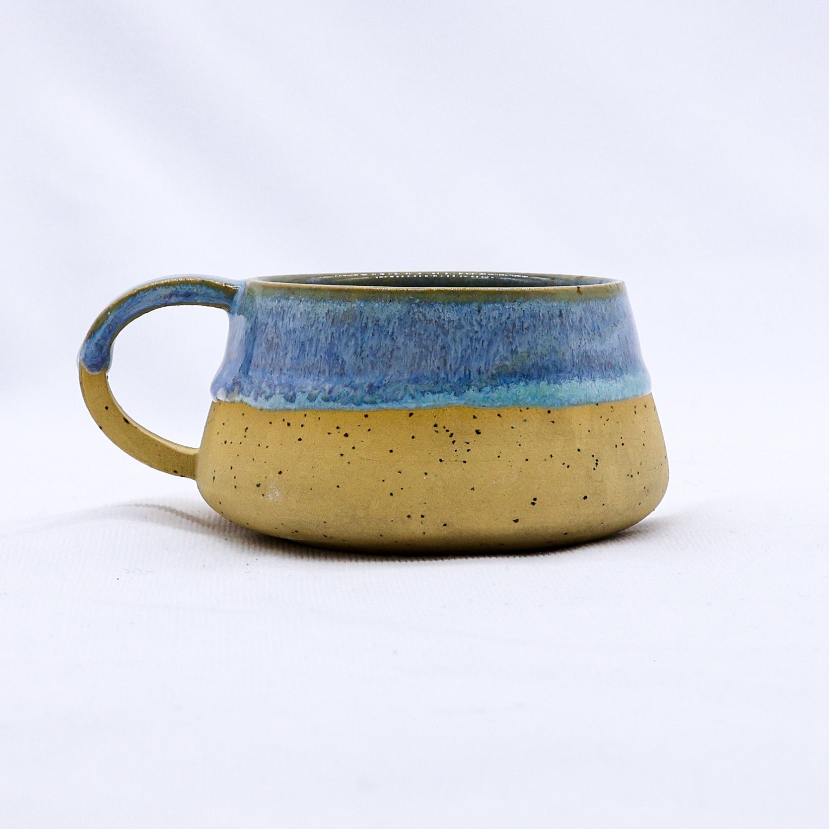 Blulume Belluma Handmade Stoneware Ceramic Mug | S251432