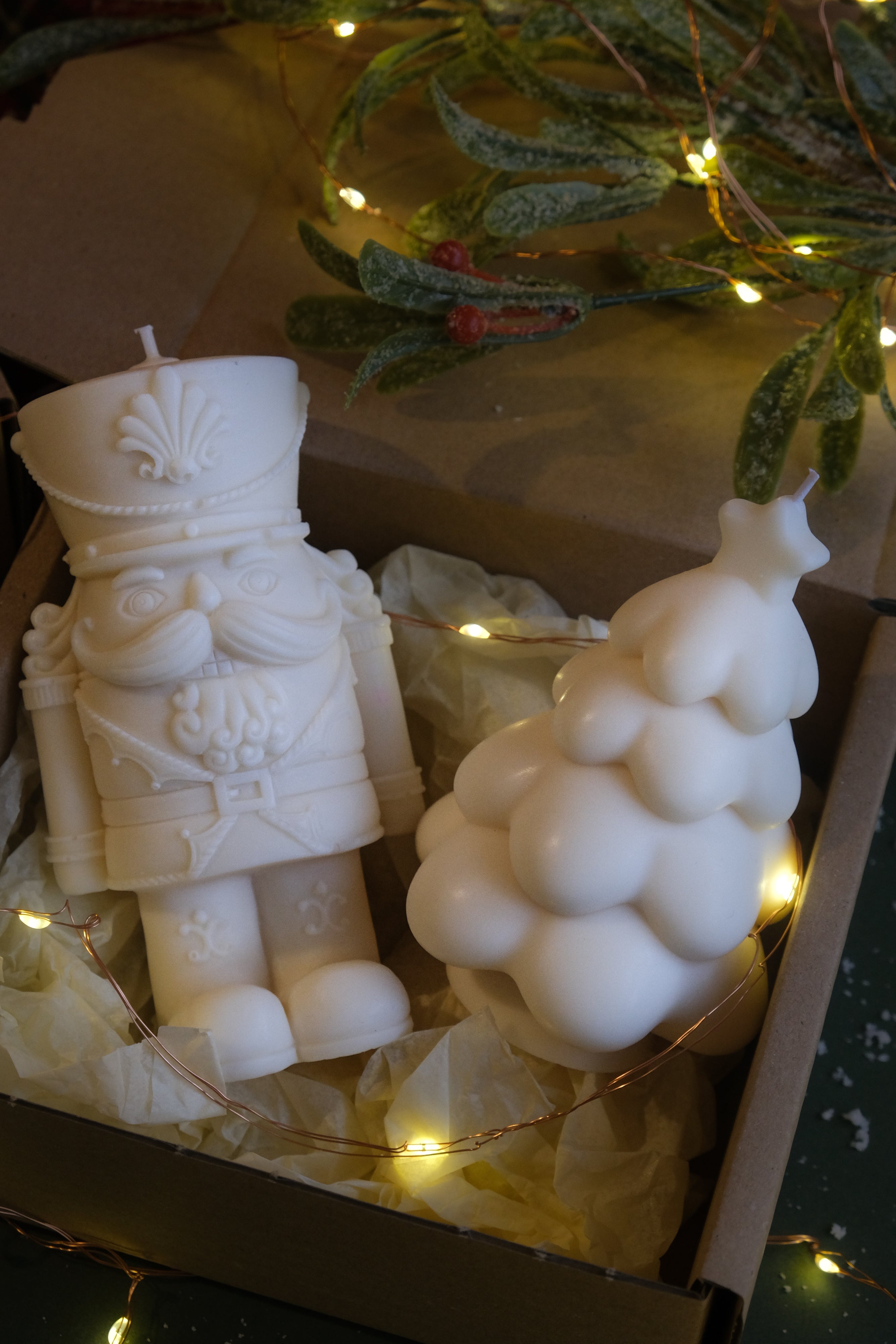 Festive Nutcracker & Christmas Tree Gift Set  | S251513