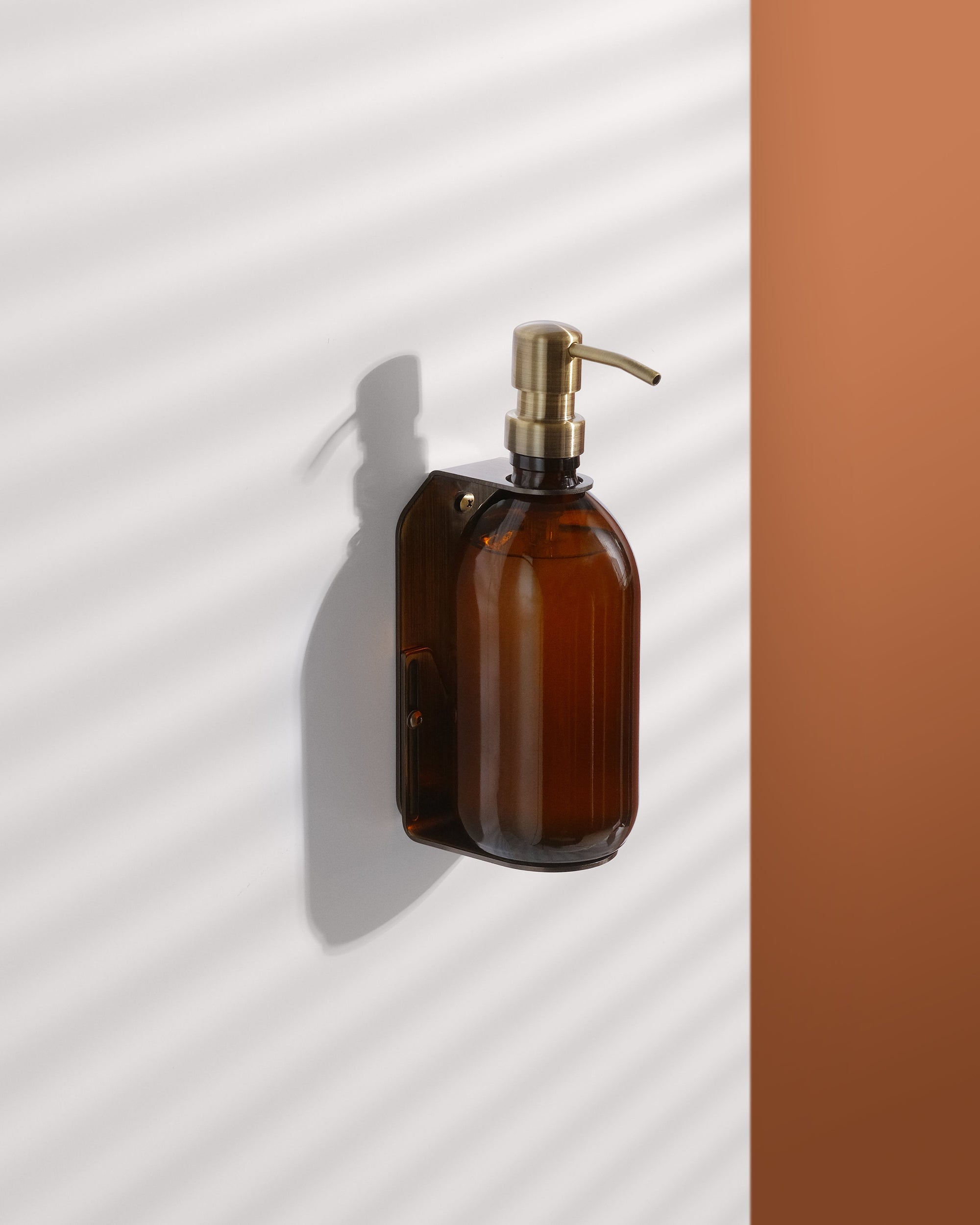 Gold Single Bottle Holder  | S251570