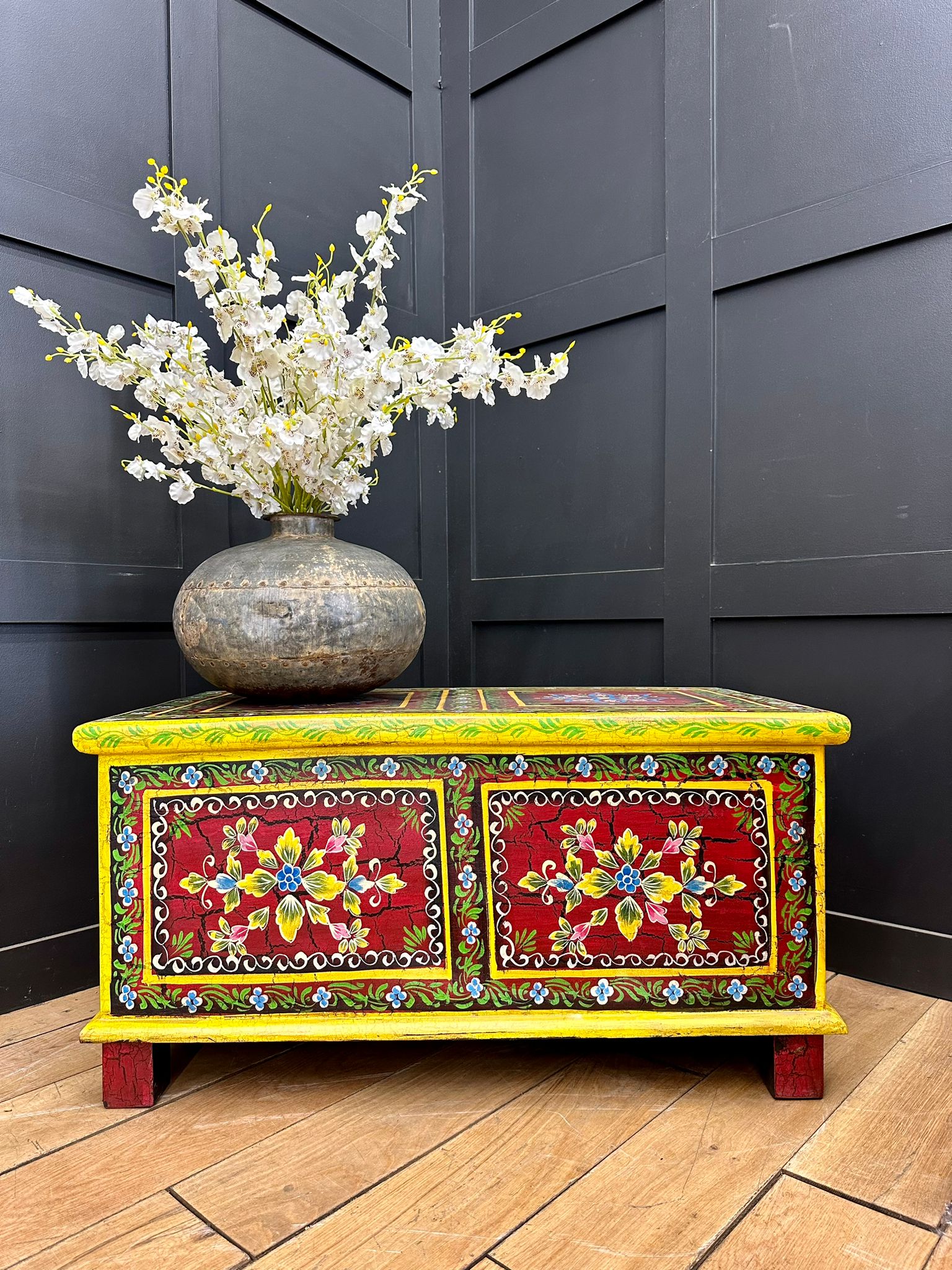 Vintage Hand Painted Storage Box |  S251381