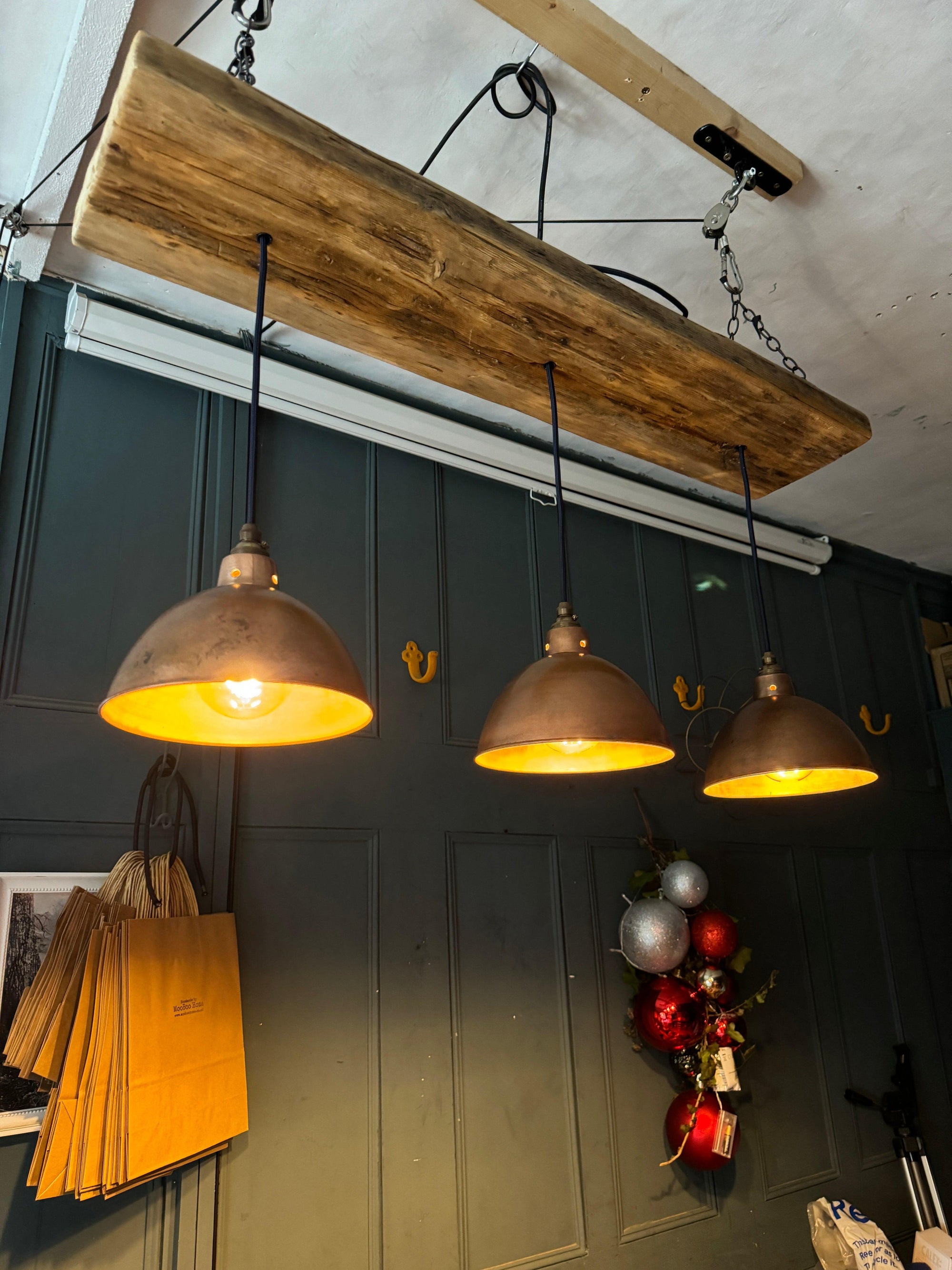 Wooden Beam Light with Shades 120cm  | S251481