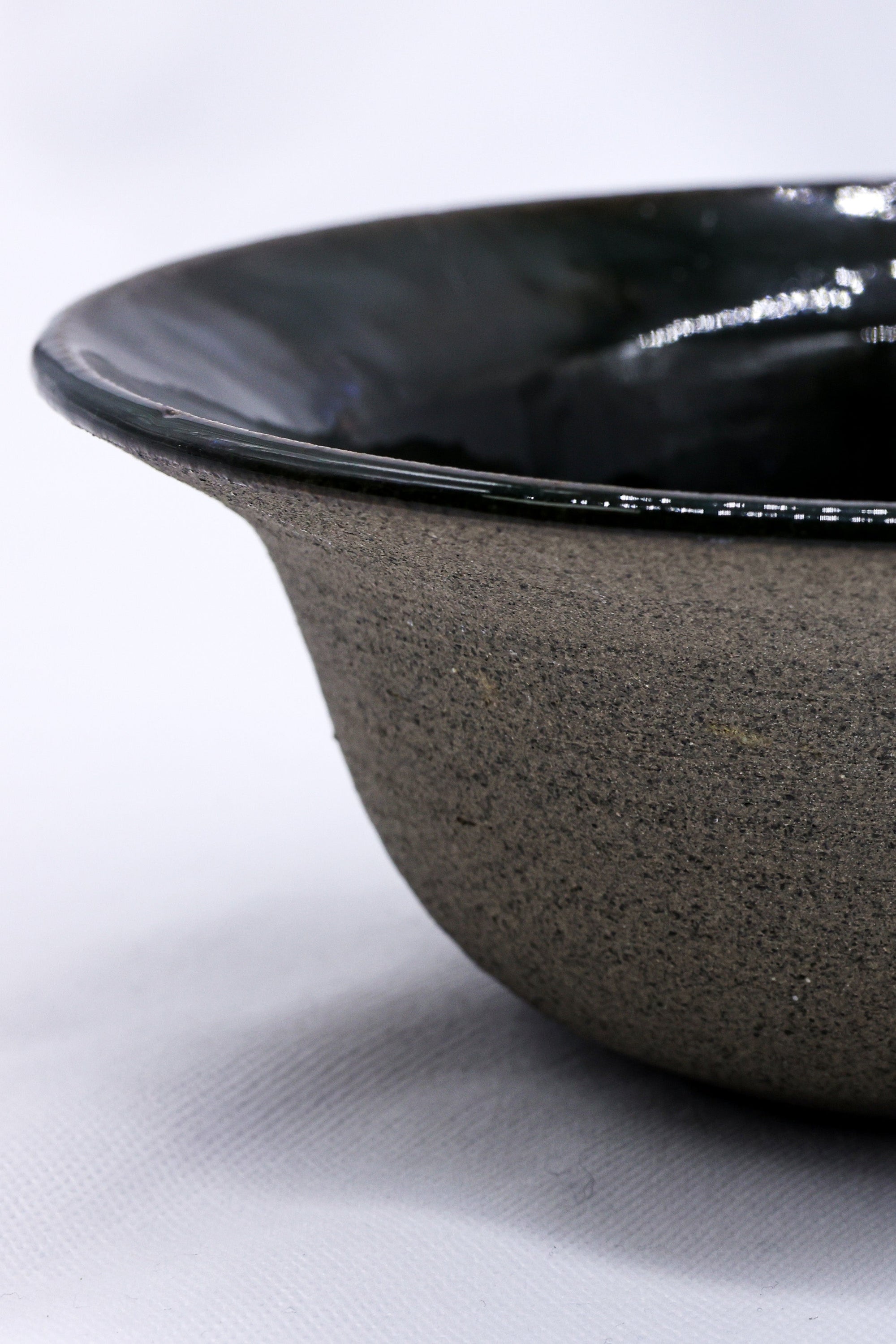 7,5' Cavewater Spiral Blue Handmade Grey Stoneware Bowl   | S251541