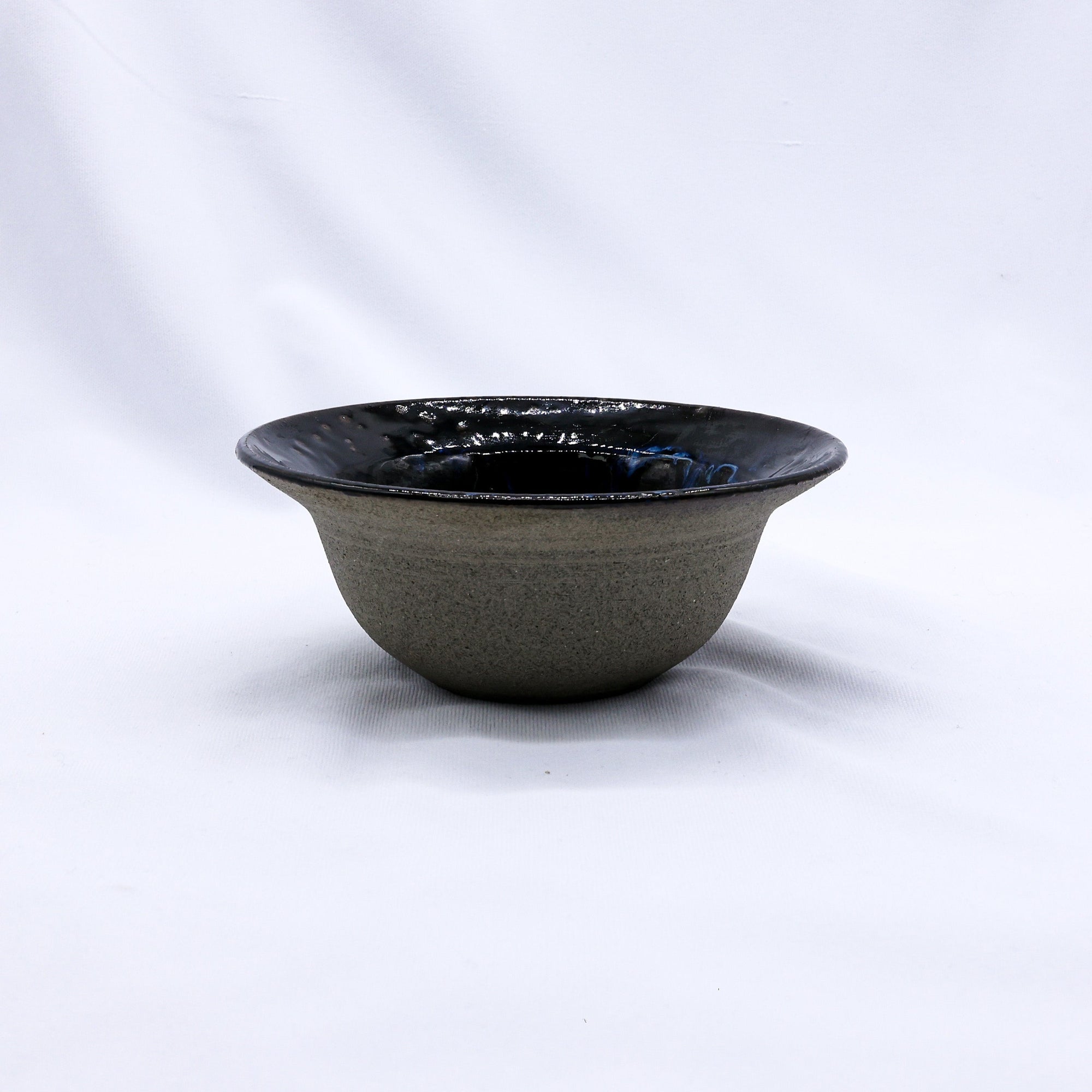 7,5' Midnight Aegean Surge Handmade Grey Stoneware Bowl  | S251425