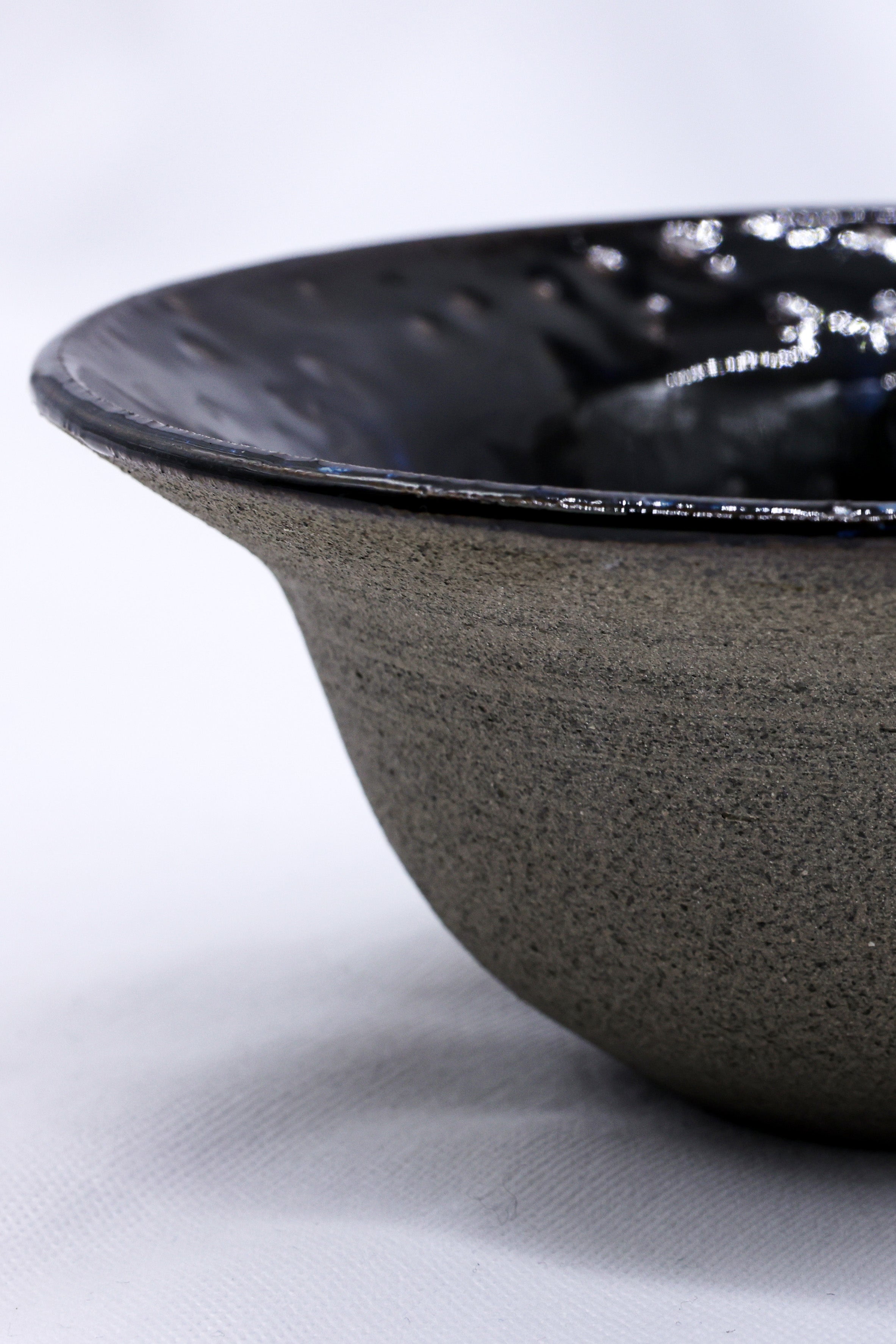 7,5' Midnight Aegean Surge Handmade Grey Stoneware Bowl  | S251425