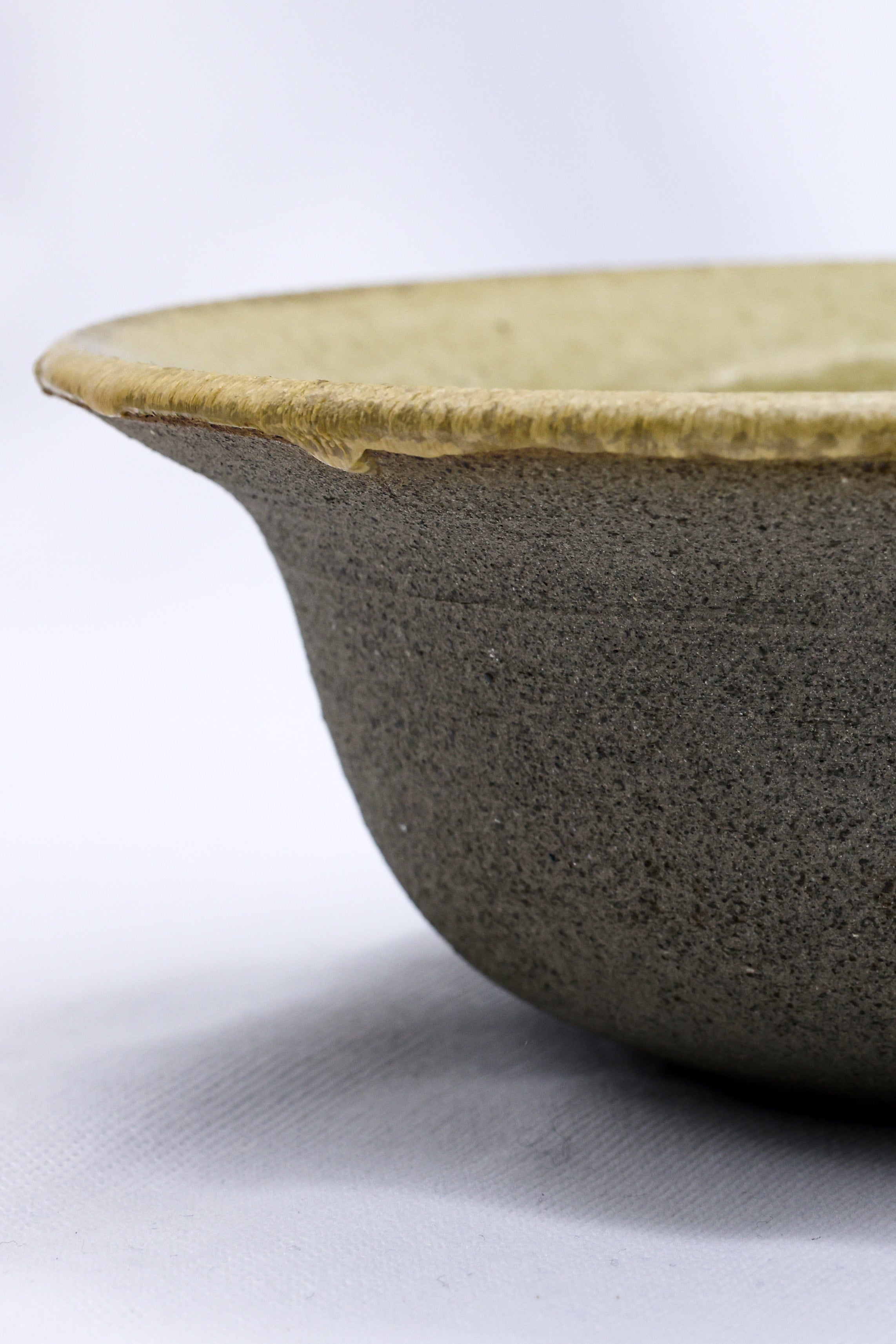 7,5' Olive Sandstone Calm Handmade Grey Stoneware Bowl  | S251430