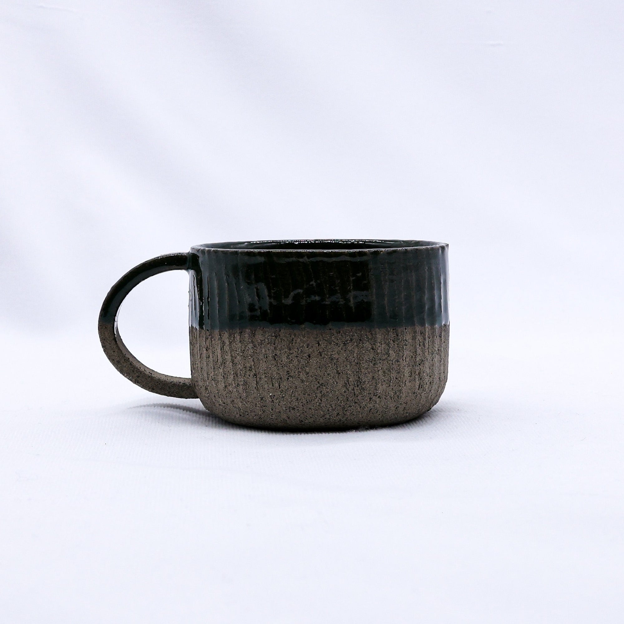 Bluverde Arte Handmade Ceramic Smoked Grey Stoneware Mug  | S251563
