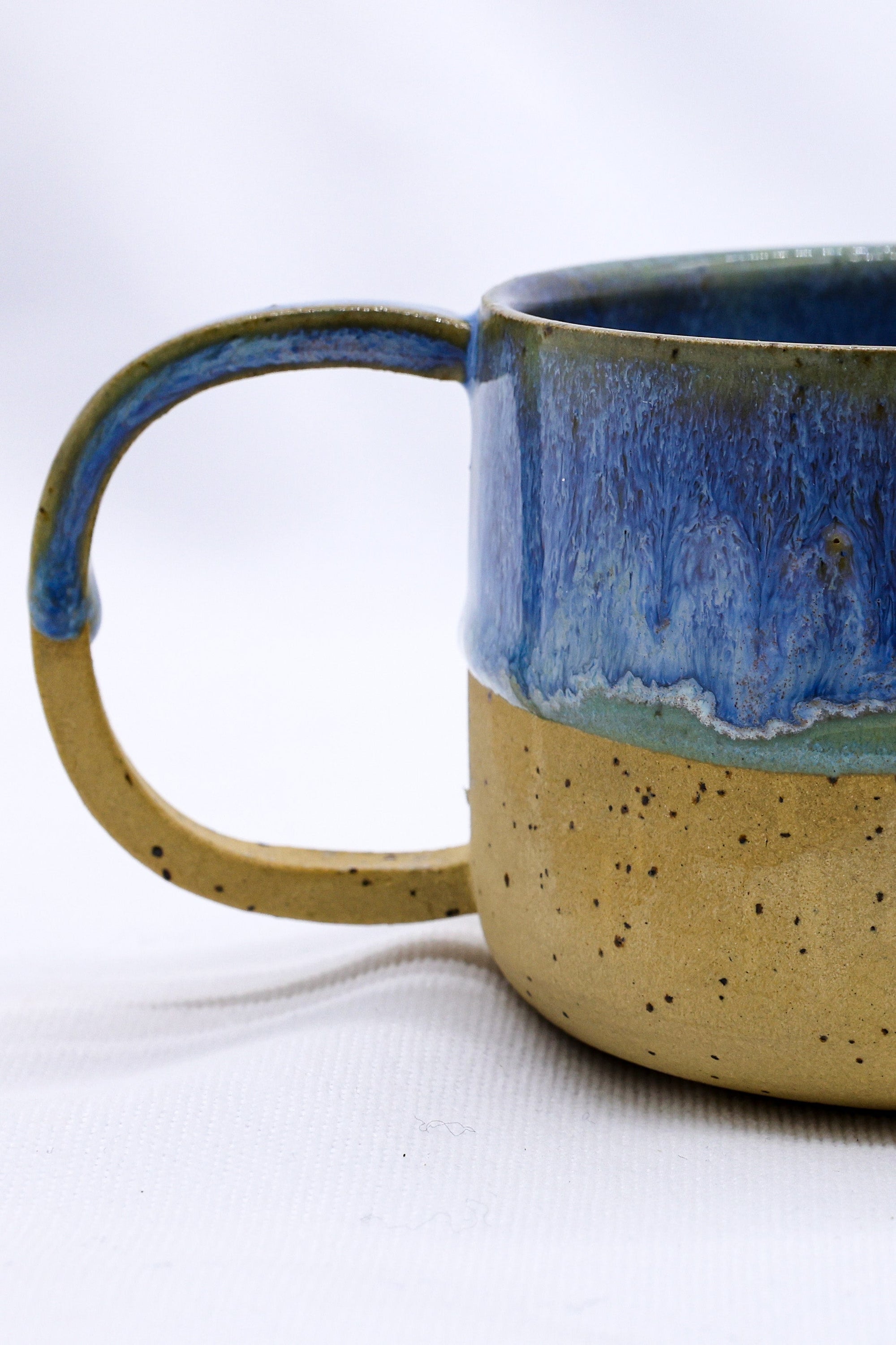 Bluverde Grande Handmade Stoneware Ceramic Mug | S251437