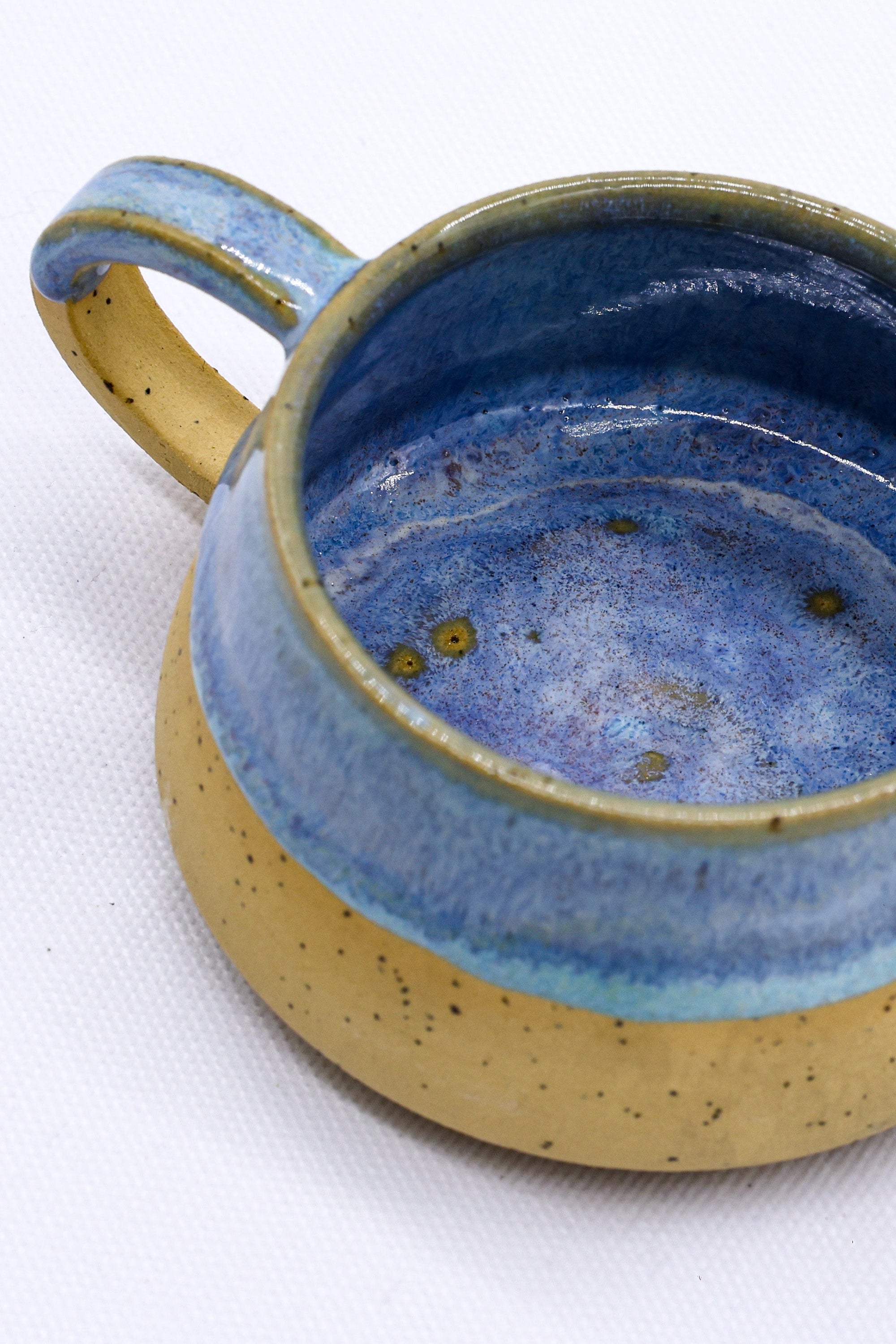Blulume Belluma Handmade Stoneware Ceramic Mug | S251432