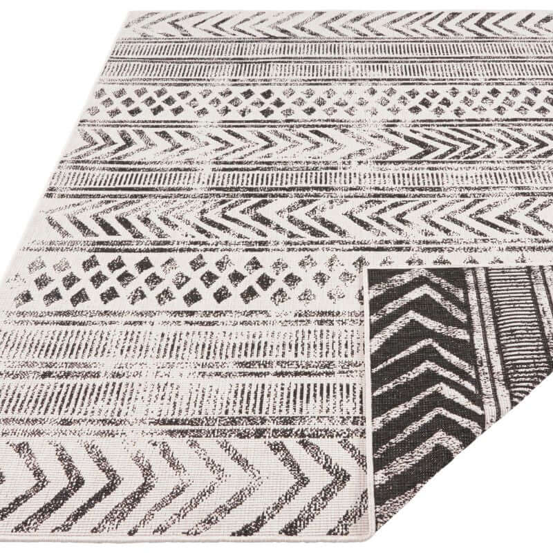 Reversible Geometric  | S25380 | Indoor-Outdoor Flatweave Rug