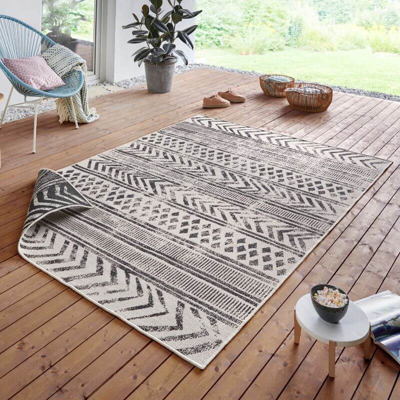Reversible Geometric  | S25380 | Indoor-Outdoor Flatweave Rug