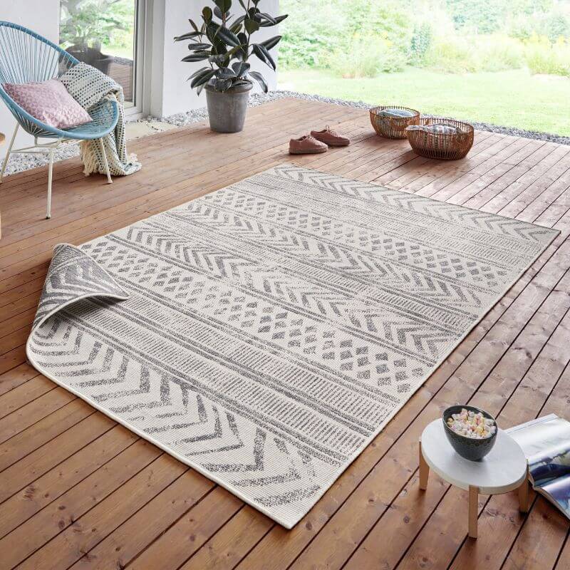 Reversible Geometric  | S25380 | Indoor-Outdoor Flatweave Rug