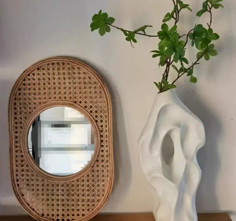 Tagushi Vase  | S25920