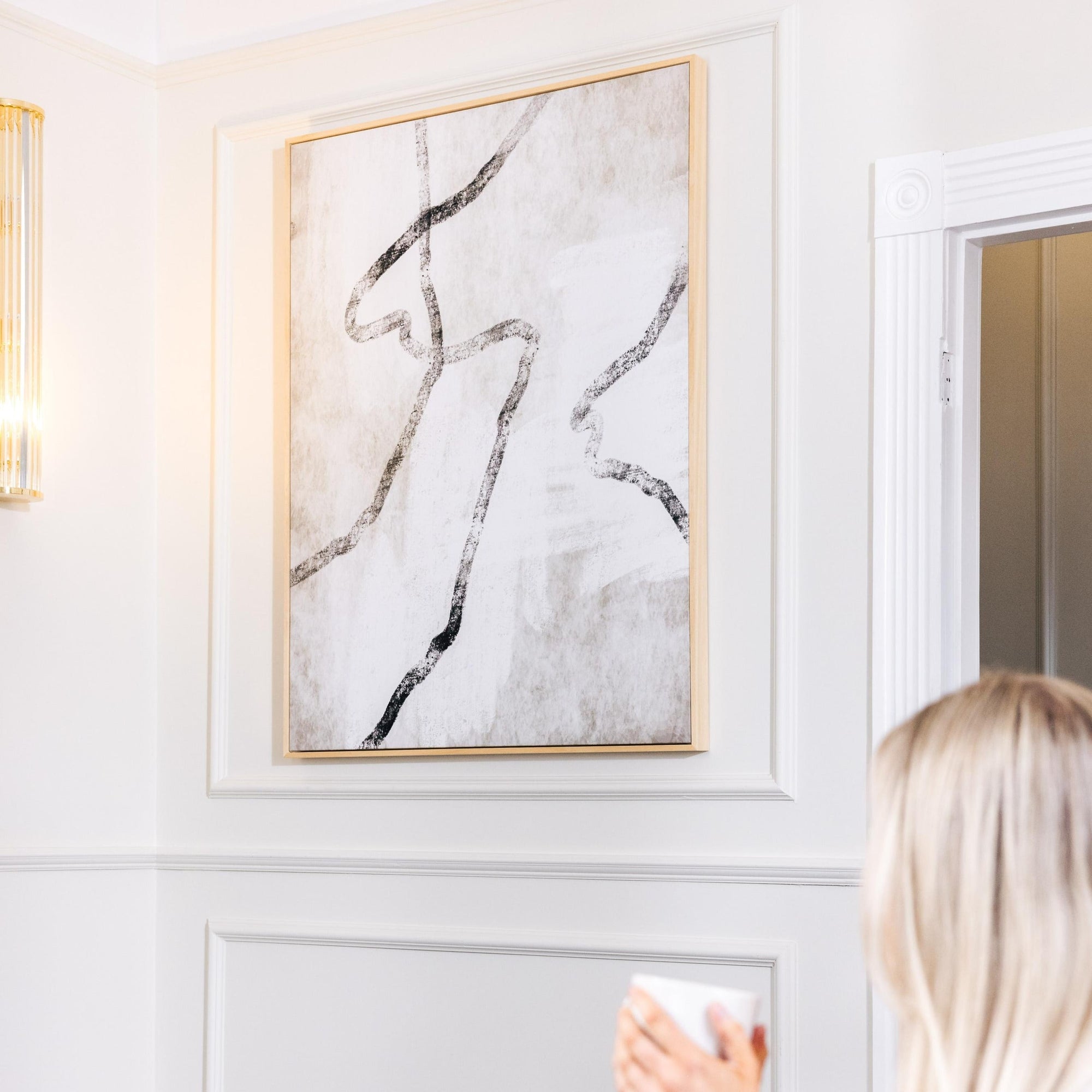 Modo I Portrait Framed Printed Canvas | S251335