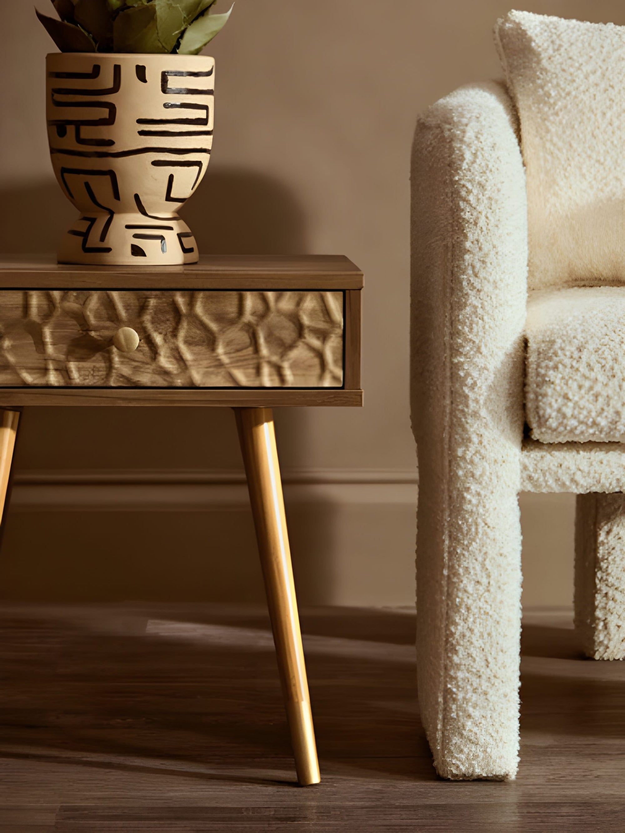 Barren Earthenware Planter  S25730